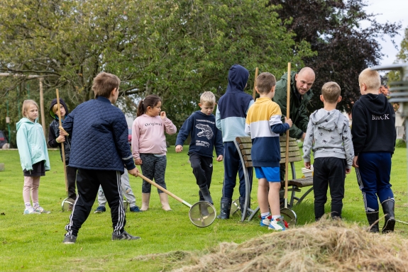 Krarup Friskole elever leger